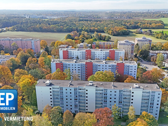 Sofort bezugsfrei! Gut geschnittene 3-Zimmer-Wohnung mit Stadt und Wald vor der Haustür