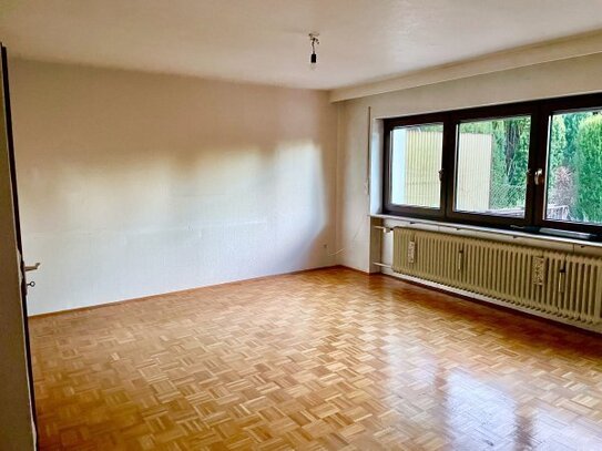 *** Reihenmittelhaus mit Potential in exponierter Lage von Schwaig b. Nürnberg zu verkaufen ***