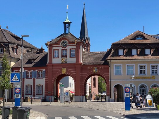 "Traumlage in Emmendingen: Baugrundstück am Mühlbach zu verkaufen"