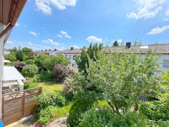 Großes Haus mit Südwest-Garten und Garage in sehr guter und familienfreundlicher Lage von Eichenau