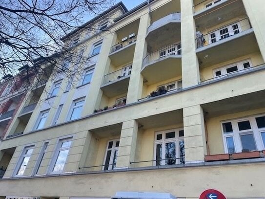 Möblierte Wohnung für 2-er WG ab 01.04.2025 frei!