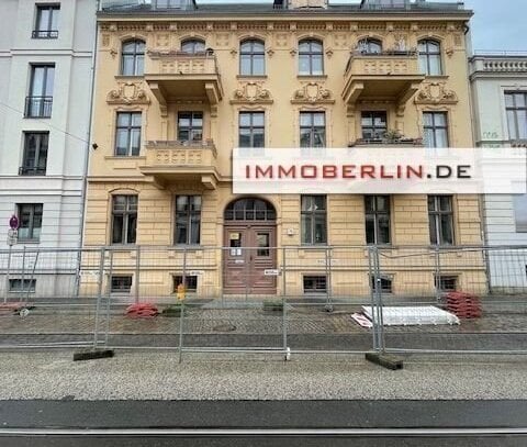 IMMOBERLIN.DE - Bestlage! Neubau-Dachgeschosswohnung mit Designpotential im Baudenkmal zwischen Havel & Park Sanssouci