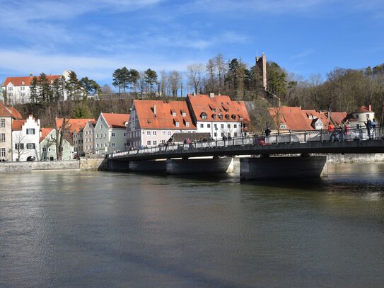 Helle Wohnung mit charmanter Einrichtung und Balkon, ruhig in Landsberg am Lech