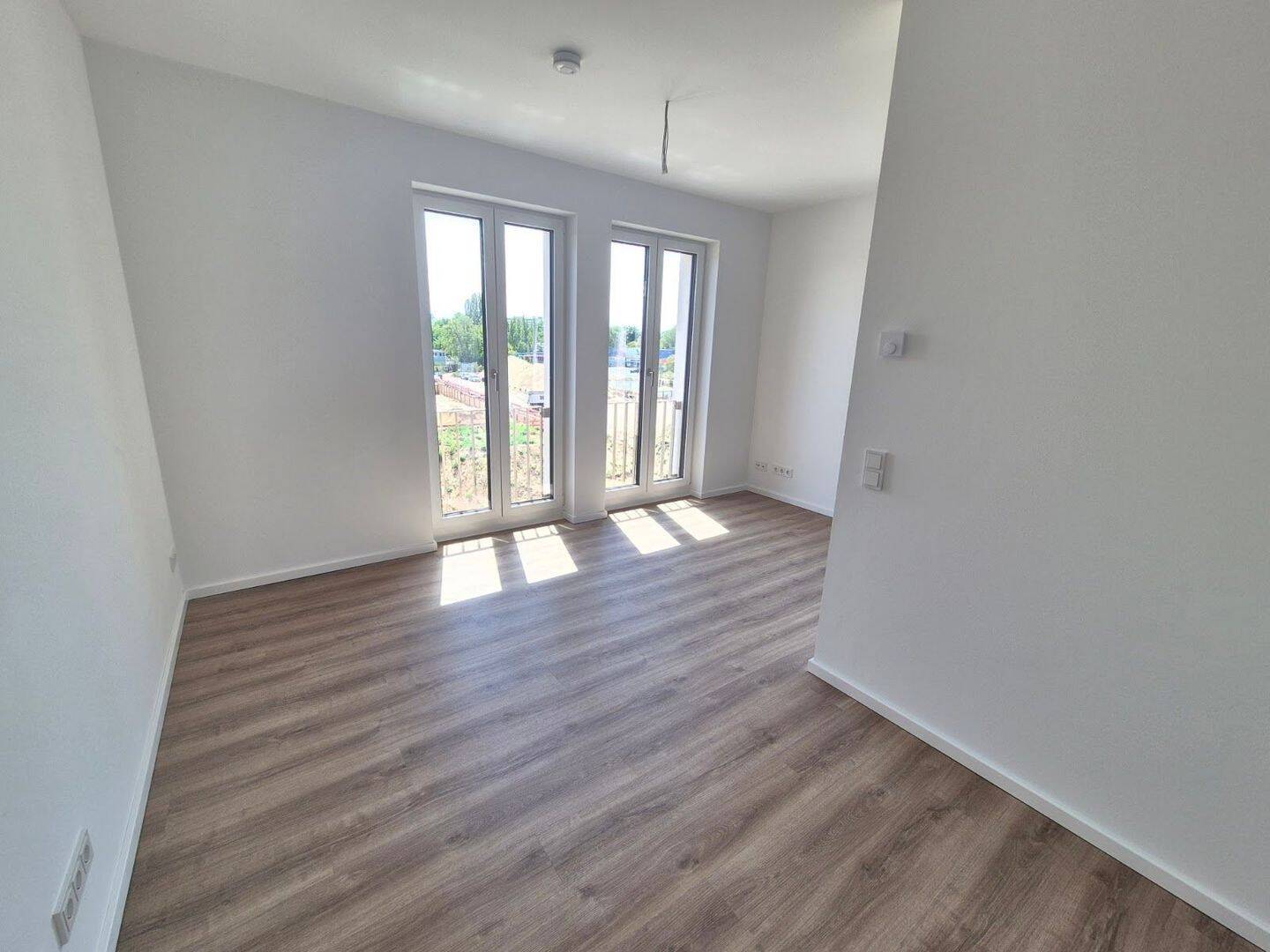 Seniorenwohnung ab 55 Jahren im WohnAktiv Haus an der Waterkant / WBS mit besonderem Wohnbedarf - Photo 1