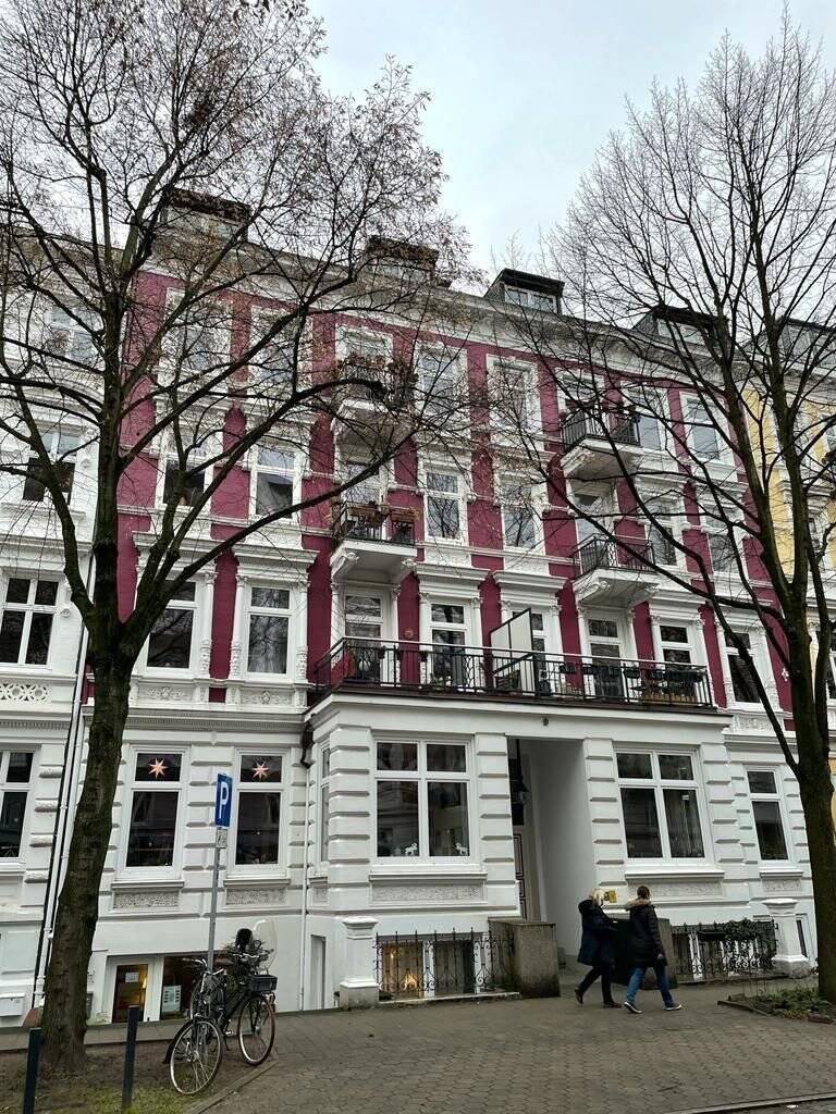 Freie Wohnung / überdachter Raum (Loggia) und Balkon, Weidenstieg/Eimsbüttel