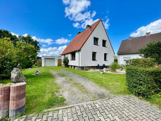 Charmantes Einfamilienhaus mit großem Grundstück und gemütlichem Ambiente