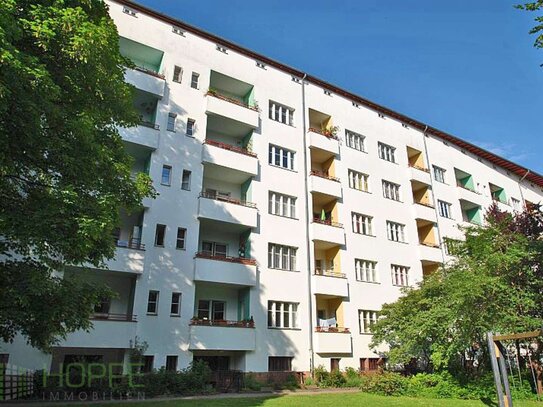 Neukölln Donau-Kiez: Attraktive Balkonwohnung mit herrlichem Grünblick