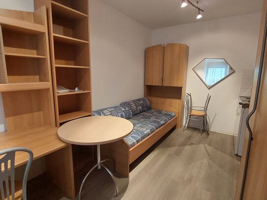 An Studenten zu vermieten, ein möbliertes 1-Zimmer Apartment !