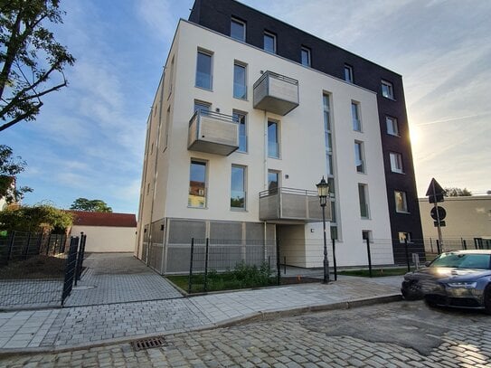 Wunderschöne Wohnung mit Balkon, Parkplatz und Keller in Dresden zu vermieten!