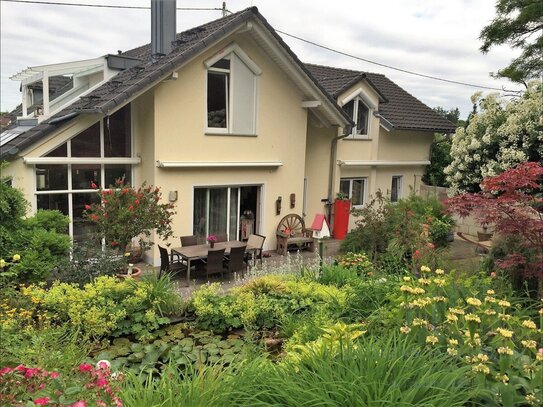 Oase der Ruhe - Ihr Villa im Grünen!