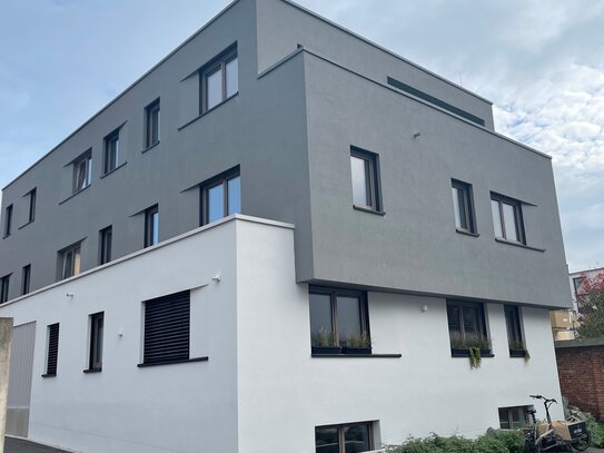 2 Zimmer Neubauwohnung in ruhiger Zentrumsnähe mit Dachterrasse