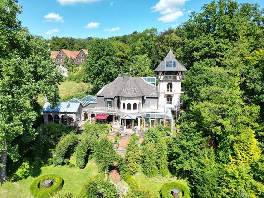 Prachtvolle Villa mit Weserblick auf weitläufigem und sichtgeschützten Grundstück