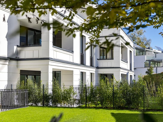 Exklusive Gartenwohnung mit Gäste- und Relaxflächen in fertiggestelltem Stadtpalais