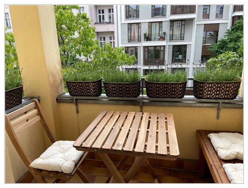 Sommer genießen auf dem Balkon ab sofort verfügbar - Photo 1