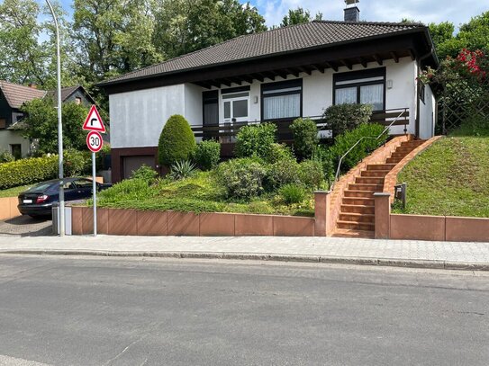 Unterkellerter Bungalow in Nidderau-Windecken