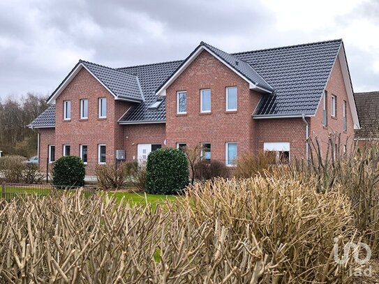 Erstbezug! Vier Familienhaus in Kanallage von Ostrhauderfehn.