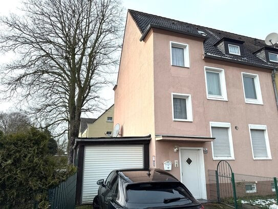 Gepflegtes, großes Reihenendhaus (1-2 Familienhaus) mit Keller und Garage in Kamen-Heeren/Werve