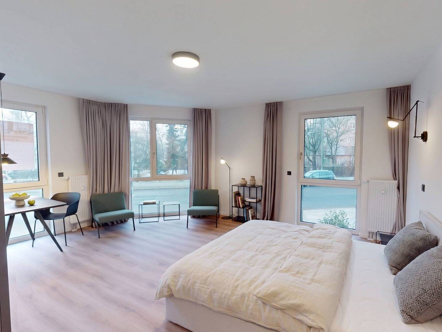 Welcome to Berlin: Vollständig möbliertes Single-Apartment mit EINBAUKÜCHE und BALKON - Foto 1