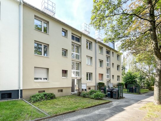 2,5 Zimmer -frisch renoviert - bevorzugte Wohnlage - Balkon