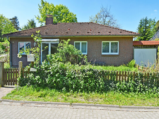 Wohnen auf einer Ebene: Bungalow mit Vollkeller zur Selbstverwirklichung auf sonnigem Südgrundstück