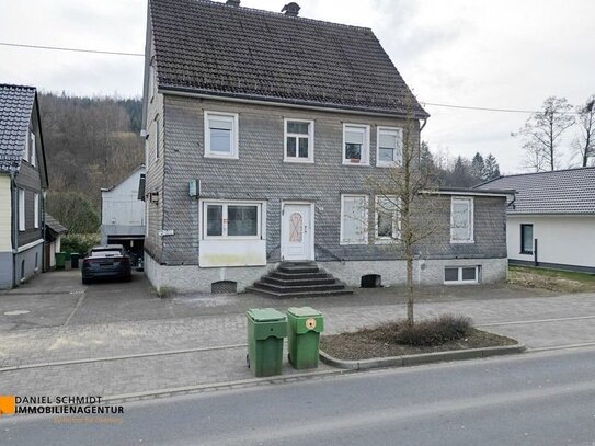 Sanierungsbedürftiges Mehrfamilienhaus - Ideales Projekt für Investoren und Handwerker