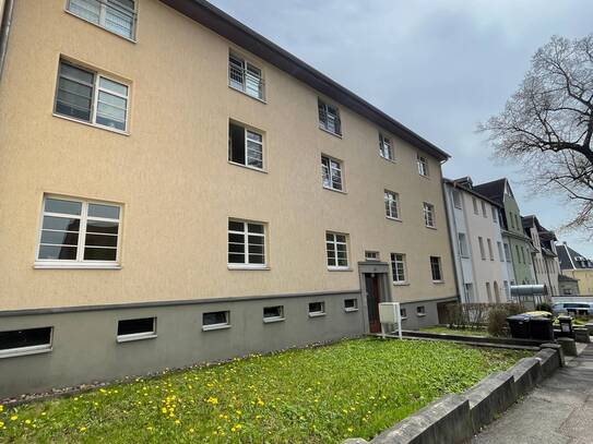 +++++3 Raum-Wohnung, Grundriss mal anders und in grüner Wohnlage+++++