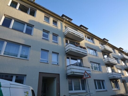 1-Zimmer-Appartement mit Sanierungsbedarf in Top-Lage von Hohenfelde