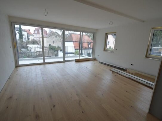 Neubau! 3-Zi.-Hochparterre-Whg. (ca. 93 m²) mit ca. 12 m² Balkon am südöstlichen Altstadtrand von Regensburg