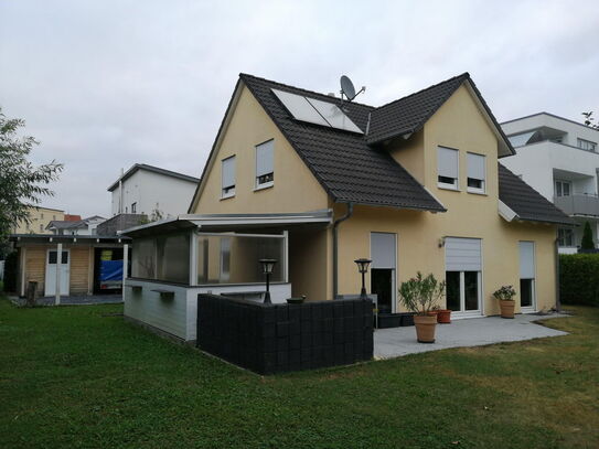 Einfamilienhaus in ruhiger zentraler Lage von Hüttlingen