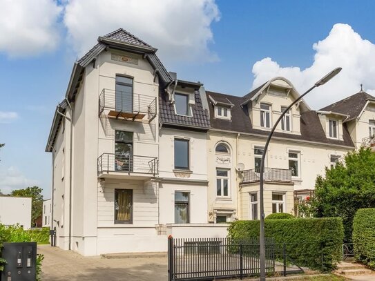 Jugendstil-Villa mit drei Wohneinheiten - Erdgeschoss frei verfügbar