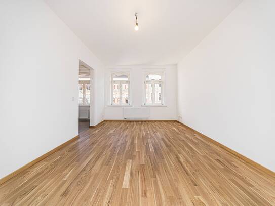 Bezugsfertige 2-Zimmer-Altbauwohnung im wunderschönen Stötteritz