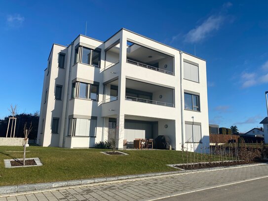 Erstbezug! Charmante 2,5-Zimmer-Mietwohnung mit wunderschönem Ausblick