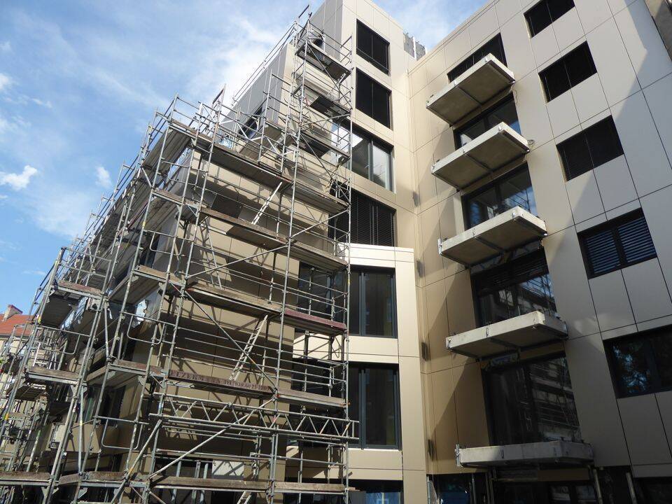 Modernes Wohnen auf einer Ebene: Großzügige Terrassenwohnung im Erstbezug! - Photo 1