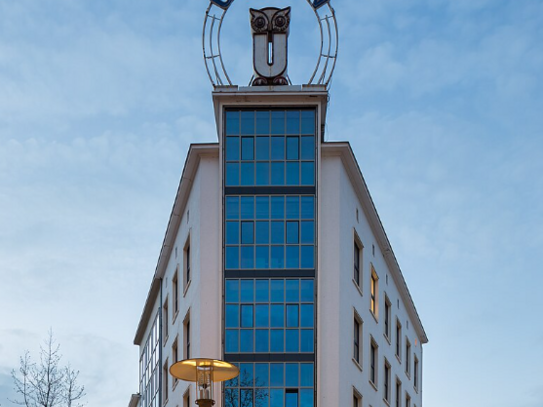 Say hello to: Lichtdurchflutete Bürofläche direkt im Zentrum