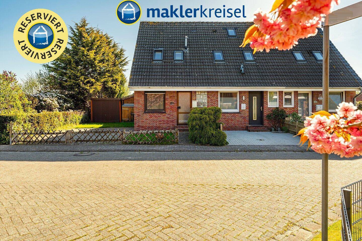 Real Estate Title Image Background