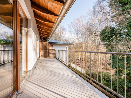 Traumhafte, ruhige 2-Zimmer-Wohnung in idyllischer Lage mit grozügigem Balkon! Bezugsfrei!