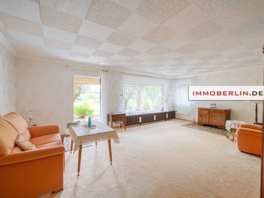 IMMOBERLIN.DE - Angenehmer Bungalow in familiärer Lage