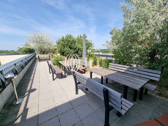 JLL - Hochwertige Maisonettefläche mit Alpenblick und einzigartiger Dachterrasse