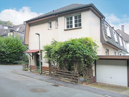 Großzügige und gut aufgeteilte Doppelhaushälfte mit einer Garage in beliebter Lage von Wetter-Volmarstein