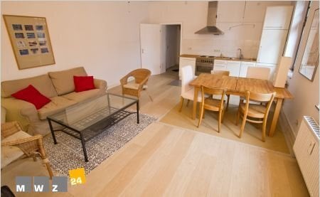 Komplett Möbliert/Furnished Accommodation in: Pempelfort. Offen gestaltete helle 2-Zimmer-Wohnung