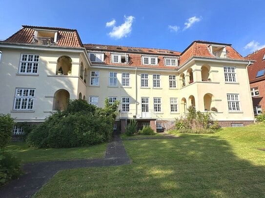 Charmante 4-Zimmer-Hochparterre-Wohnung mit Weserblick