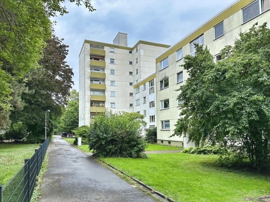 Geräumige 2-Zimmer-Wohnung mit Loggia und Außenstellplatz in Hannover-Wettbergen