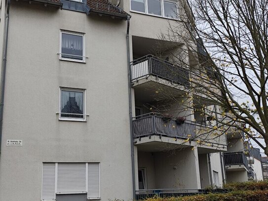 Ein kleines und feines 2-Zimmer-Appartement mit Garage und Loggia