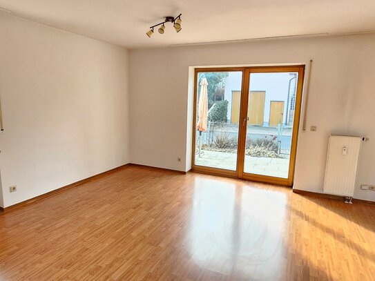 Zuhause angekommen - Attraktive 3 Zimmer Wohnung mit Terrasse in herrlicher Wohnlage von Neukirchen