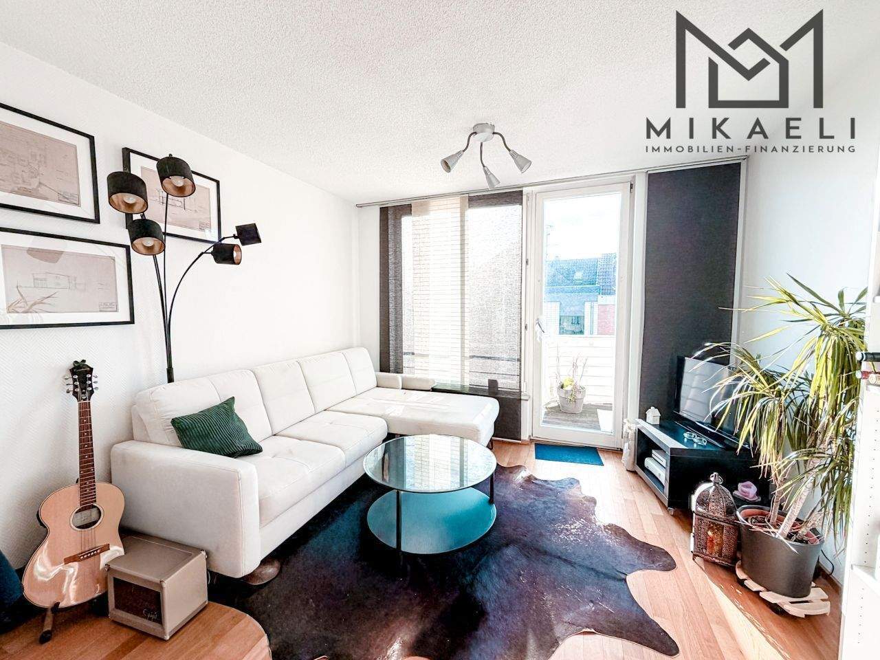 Junkersdorf!: Charmante 2-Zimmer-Wohnung mit Balkon in begehrter Lage!