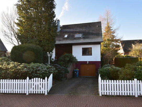 - Witzhave - Vermietetes Einfamilienhaus in ruhiger Lage mit großem Garten