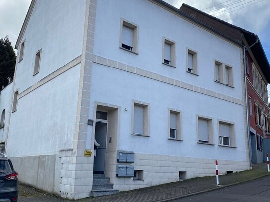 Vermietetes gepflegtes Mehrfamilienhaus in Großrosseln zu verkaufen