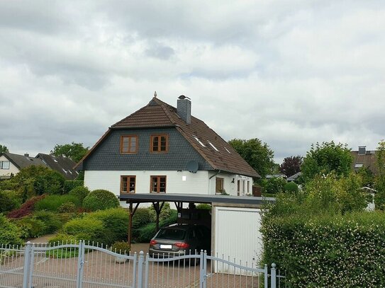 Einfamilienhaus mit Einliegerwohnung