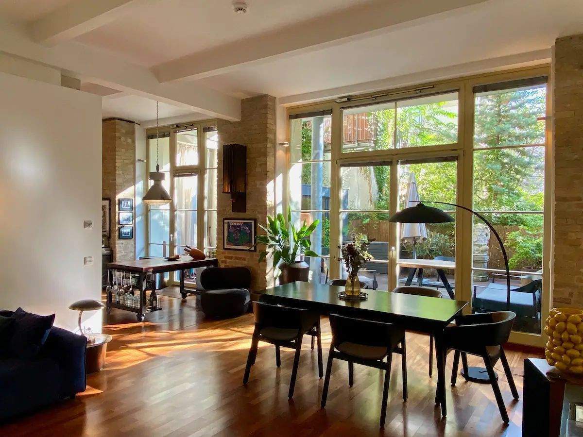 Exklusives Loft mit 120 m² Wohnfläche und hochwertiger Ausstattung in Friedrichshain - Photo 1