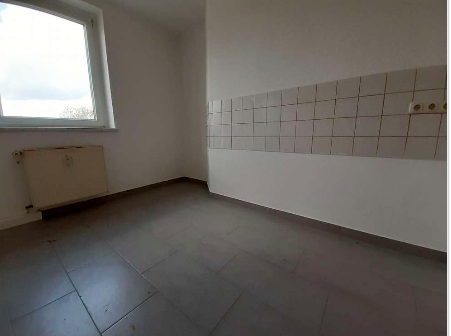 Renovierte 2-Zimmer-Wohnung in Elsteraue!